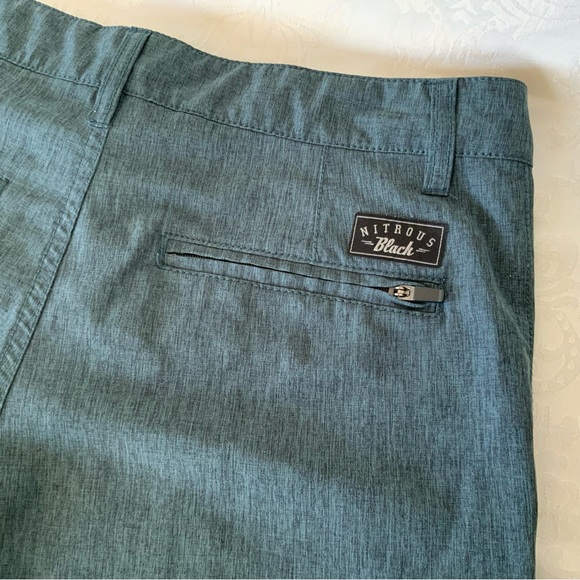 Boys Nitrous Black Brand-Street (Hybrid Style) Shorts SZ (14) - Picture 4 of 8